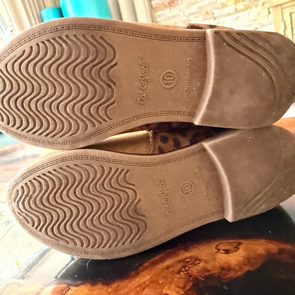 Cat & Jack Tan Ankle Boots with Leopard Back - Picture 5 of 7